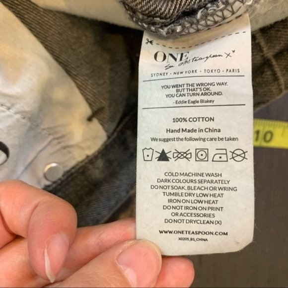 One Teaspoon Phantom Grey Chargers Distressed Mid Rise Denim Shorts 26 - Picture 10 of 11